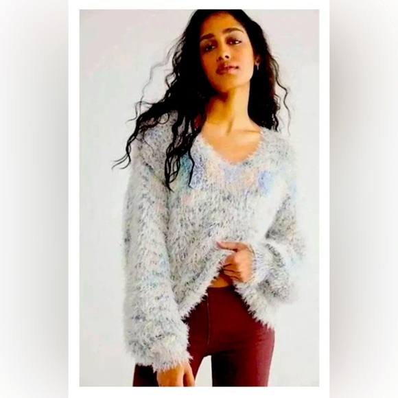Free People Gelato Fuzzy Eyelash Pullover Sweater Retail $98 Woman’s Size XS - Picture 1 of 9